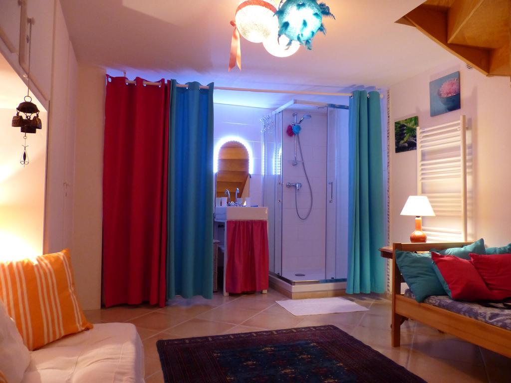 La Flore De Lys, Cottage Ideal Pour 2 Adultes Et 2 Enfants Saint-Jouin-Bruneval الغرفة الصورة