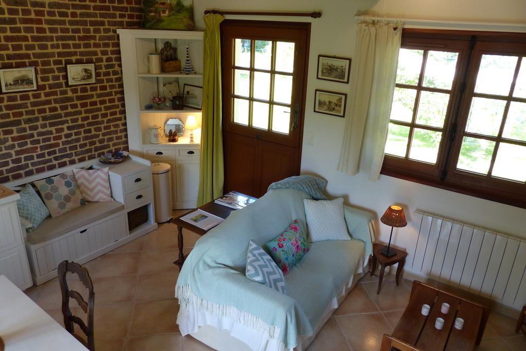 La Flore De Lys, Cottage Ideal Pour 2 Adultes Et 2 Enfants Saint-Jouin-Bruneval المظهر الخارجي الصورة